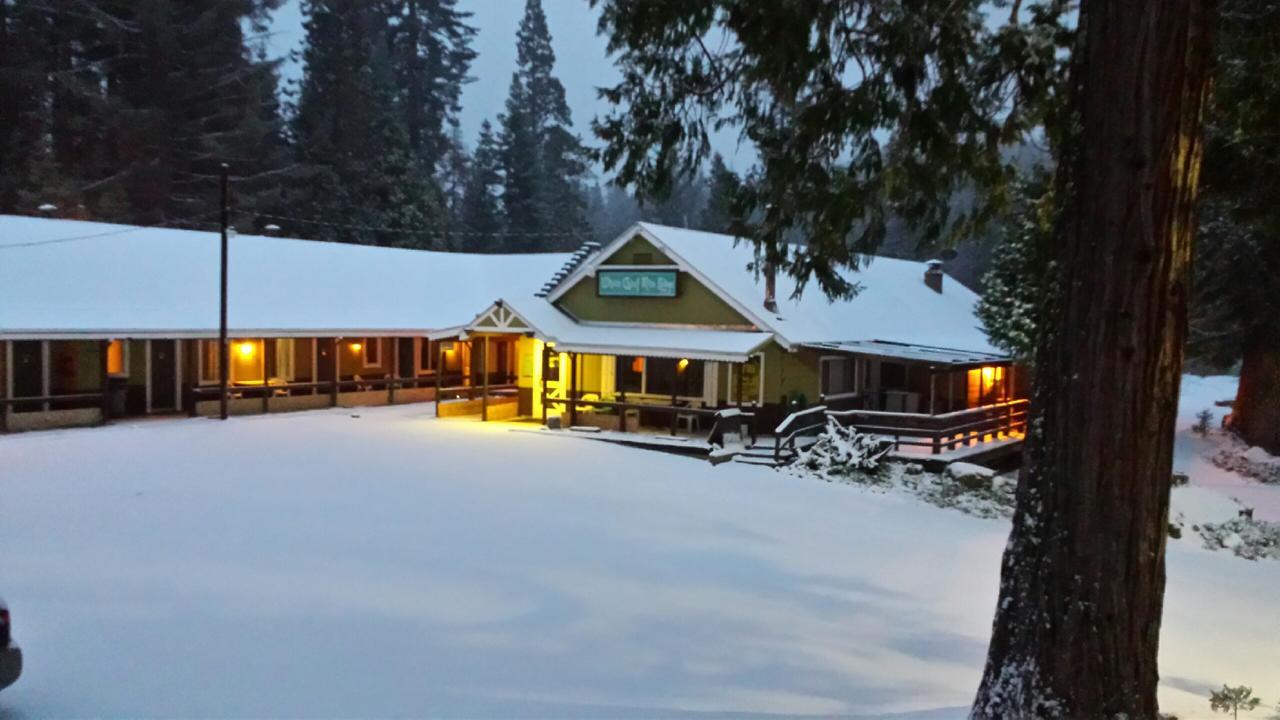 White Chief Mountain Lodge Fish Camp Luaran gambar